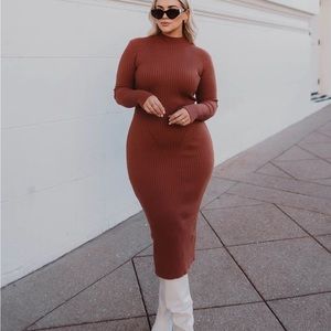 NEW WITH TAGS- VICI brown midi sweater dress
